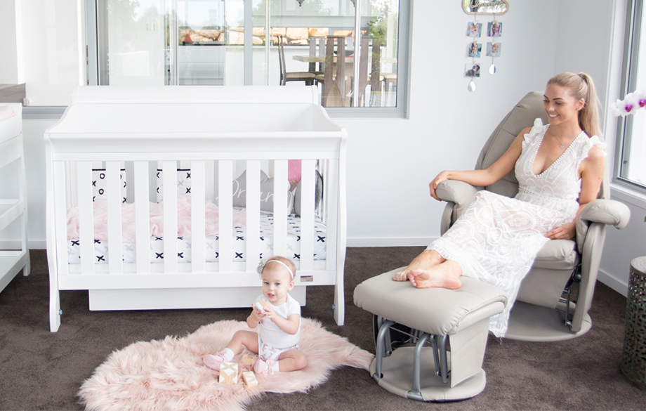 Amani Sleigh Cot