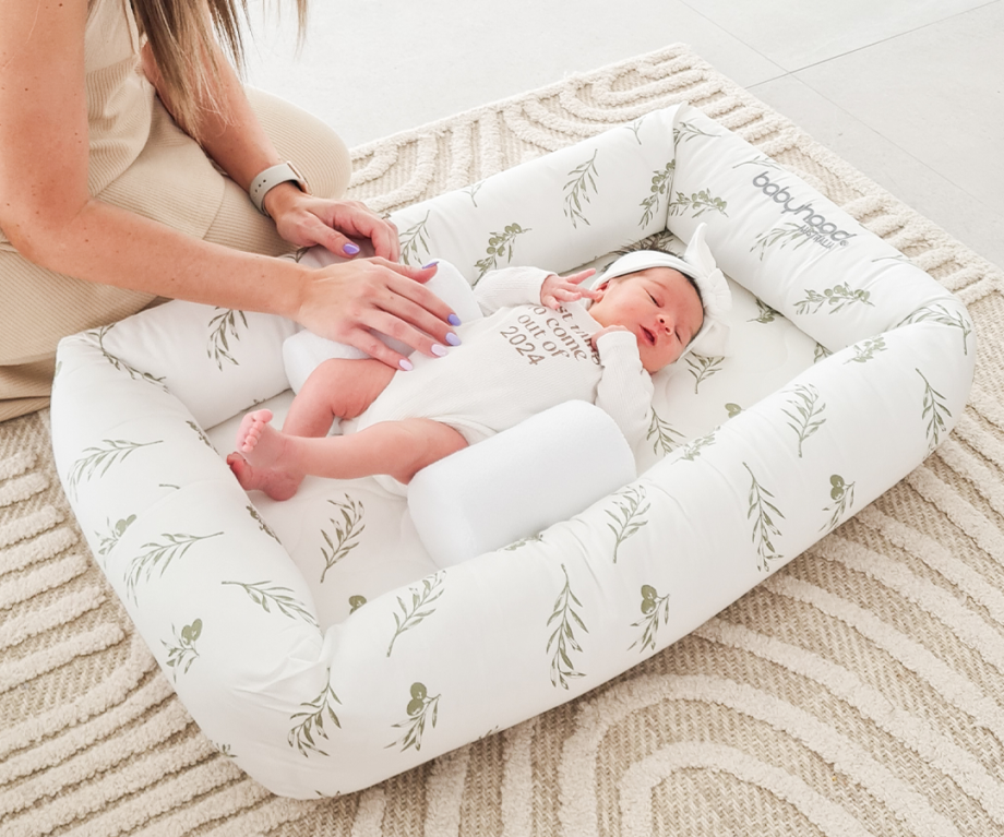 Breathe Eze Cosy Crib Original & Sleep Positioner