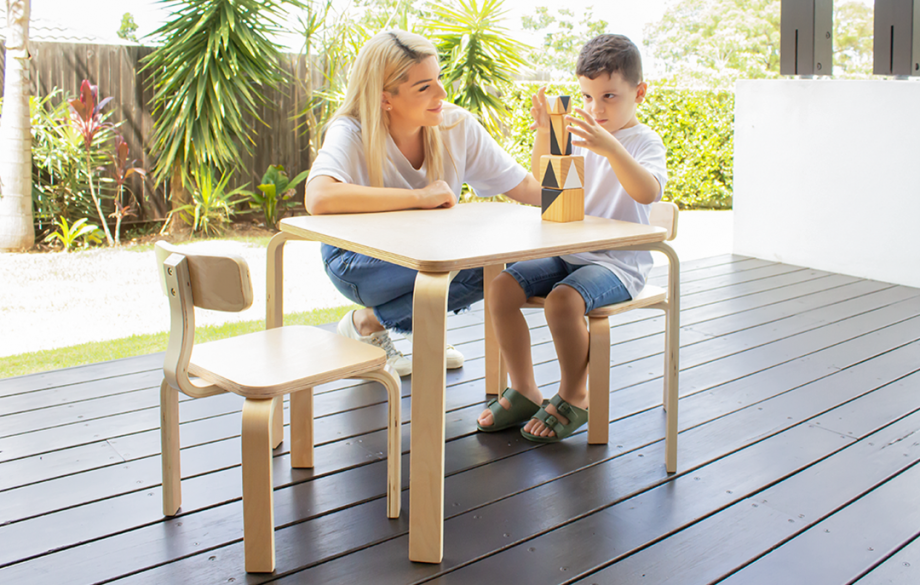 Scandi Playing Table & Chairs