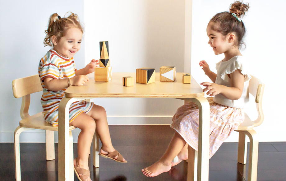 Scandi Playing Table & Chairs
