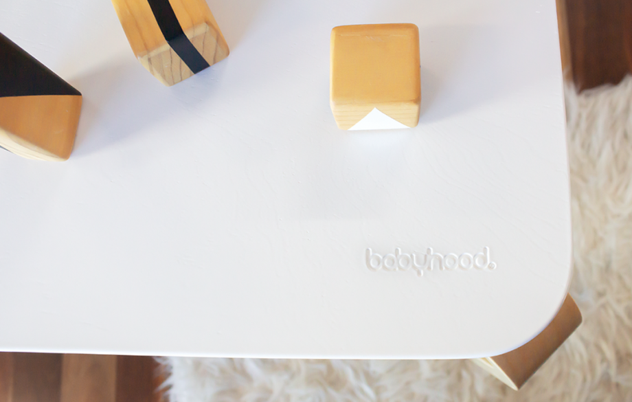 Scandi Playing Table & Chairs