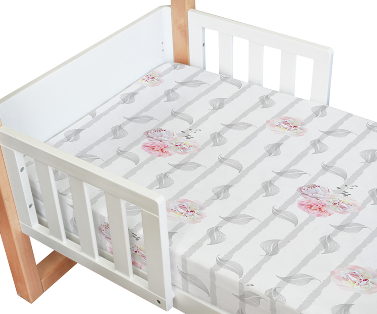 Amani Bebe Organic Compact Fitted Sheet - Vintage Floral