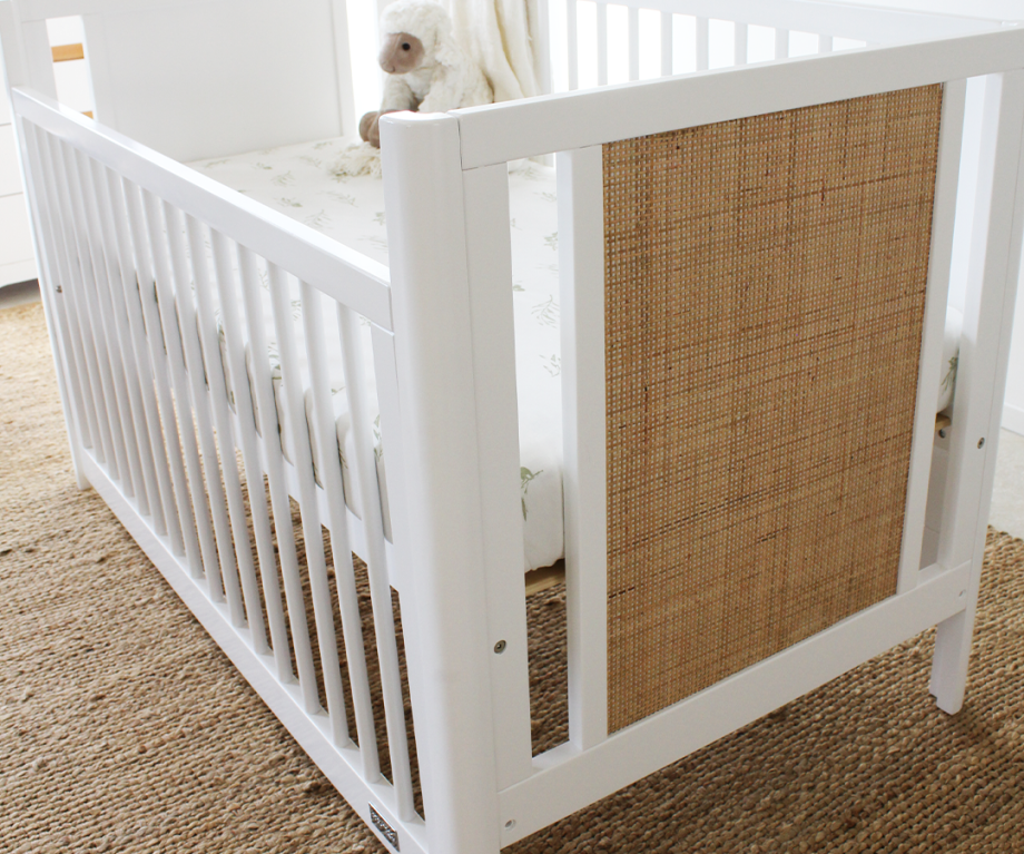 Aliya Cot - White/Natural