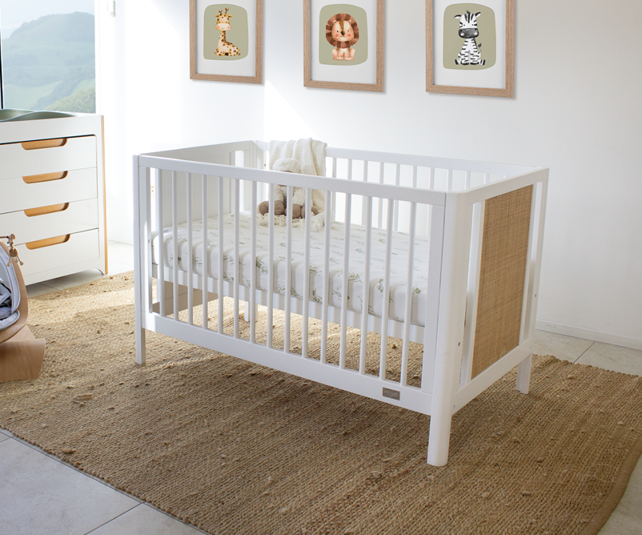 Aliya Cot - White/Natural